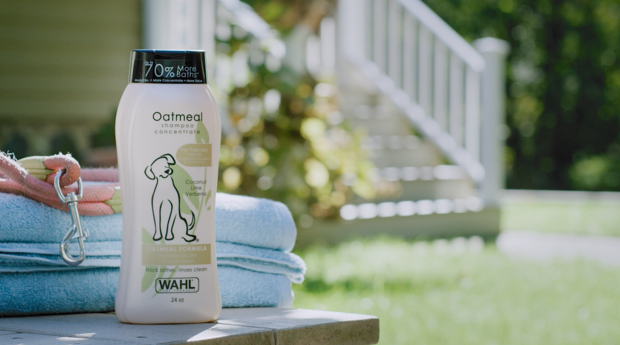 Wahl USA Dry Skin & Itch Relief Pet Shampoo for Dogs – Oatmeal Formula with Coconut Lime Verbena & Pet Friendly Formula, 24 Oz - Model 820004A - Premium Pet Supplies from Wahl - Just $8.97! Shop now at My Needy Pets